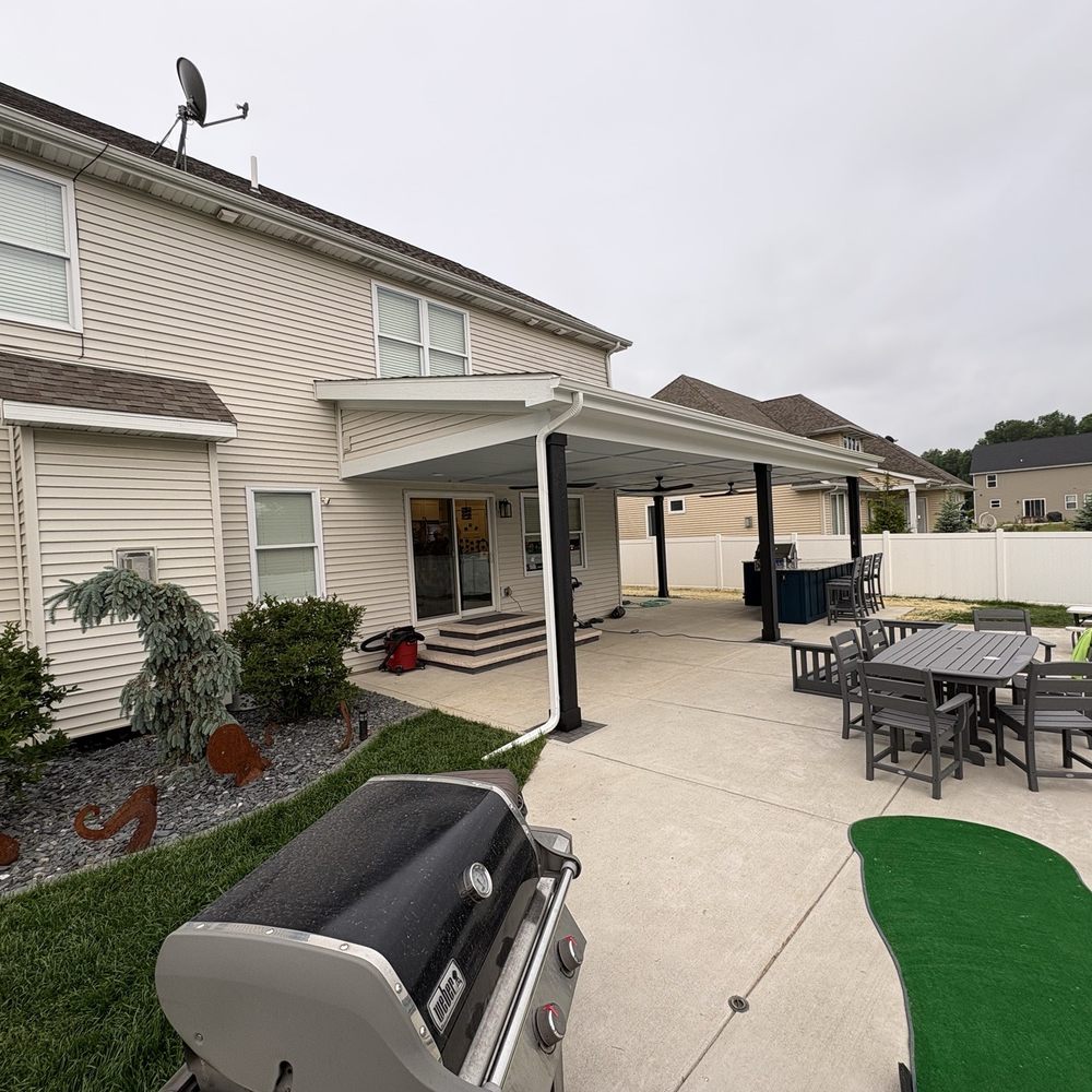 Dallas Concrete builds and installs Patio