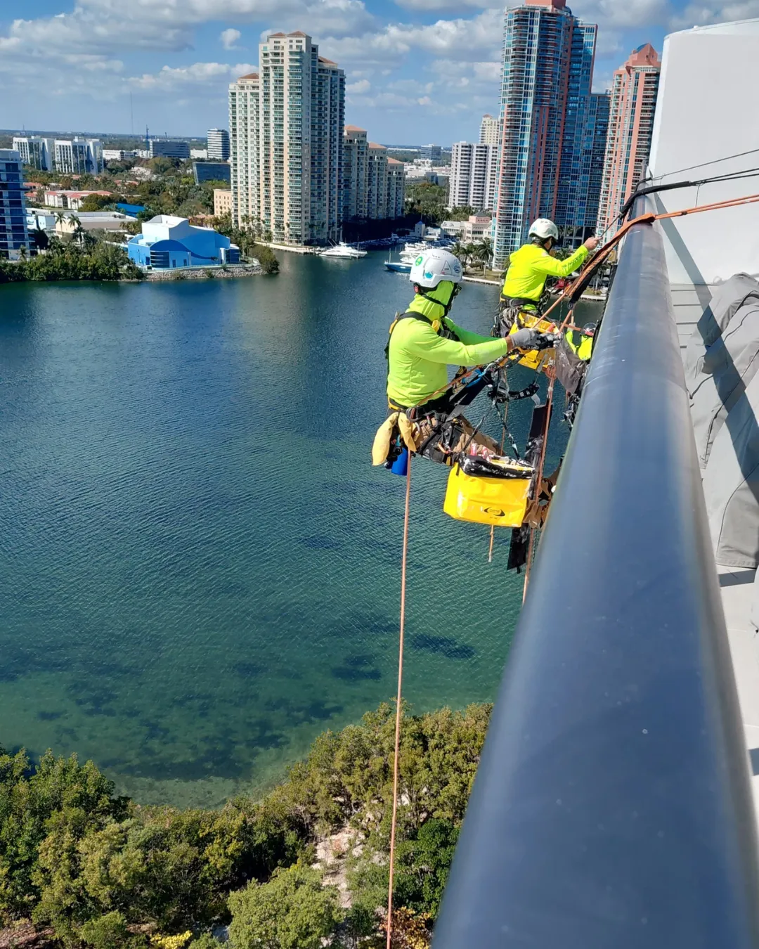 What Most Property Managers Never Ask Before Hiring a Rope Access Contractor