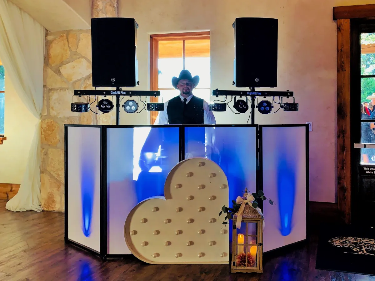 DJ Garza, Wedding DJ, DJing Wedding, Photo Booth Rental, Top Houston DJ