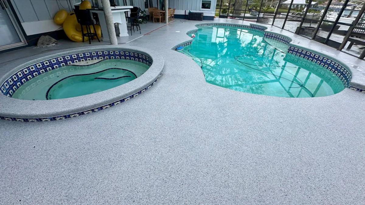 Jacksonville Concrete builds and installs pool deck