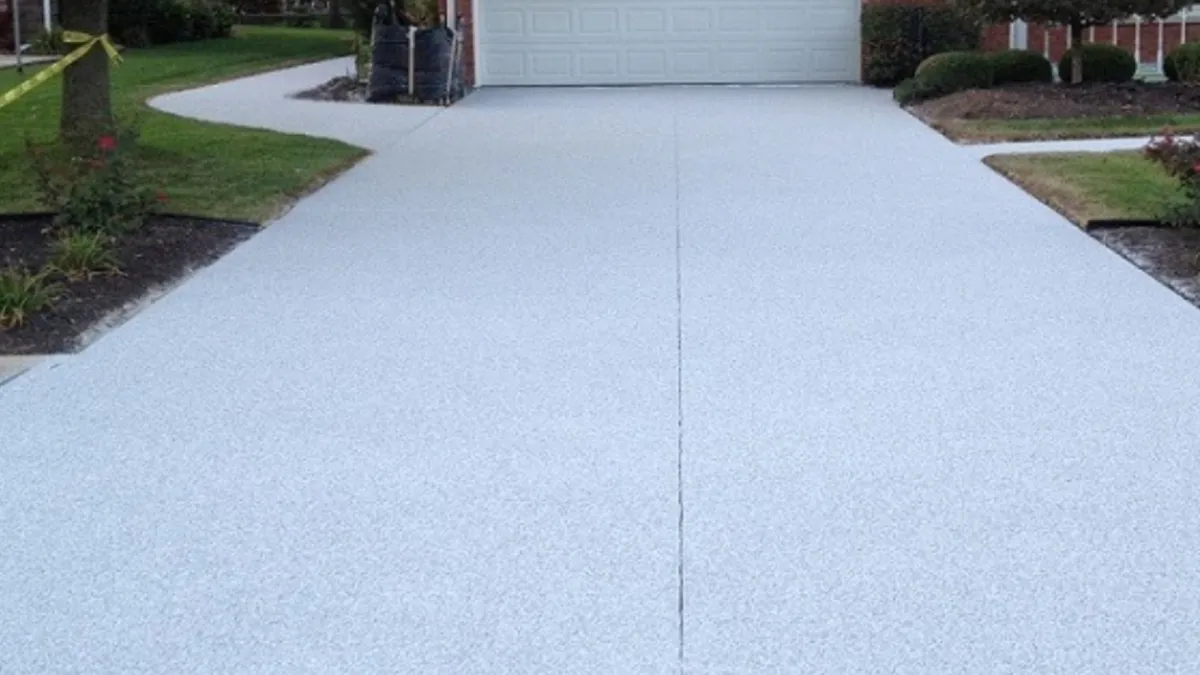 Jacksonville Concrete builds and installs driveway