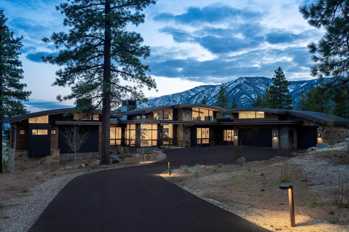 Architectural photography of Clear Creek Tahoe moutain modern home