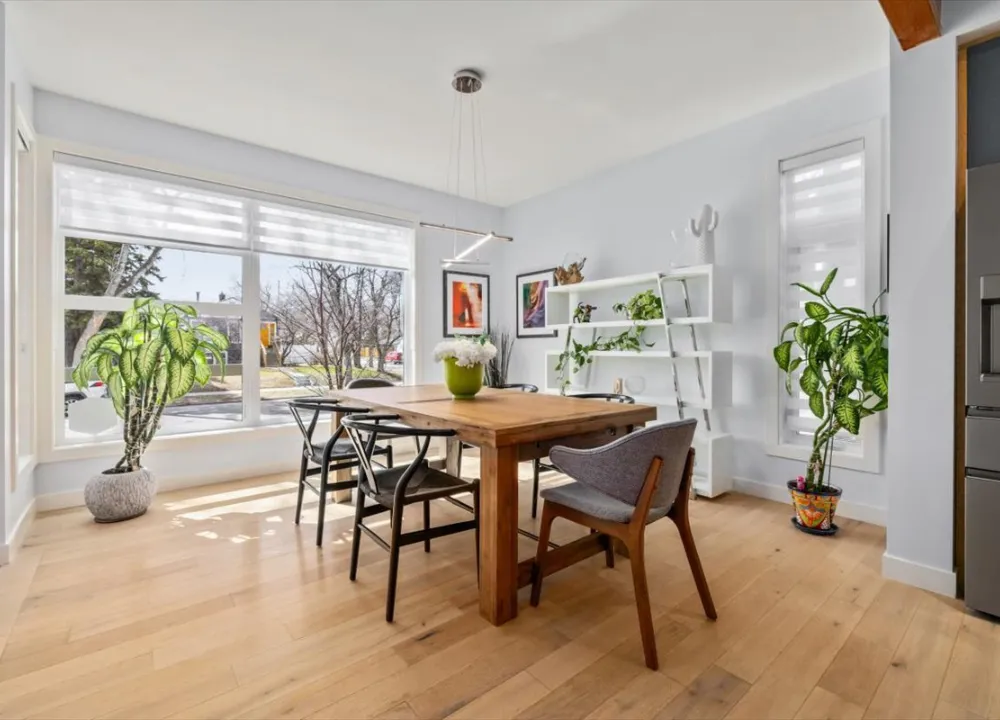 staging Edmonton homes