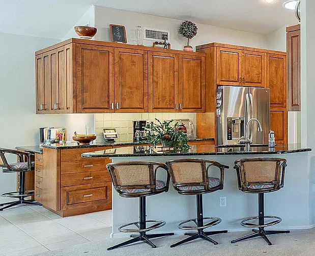 Raised-Panel vs. Flat-Panel Cabinet Doors: A Style Guide