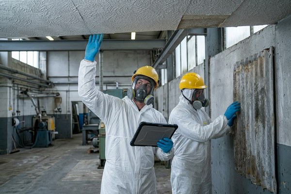 Non-licensed asbestos assessment and removal work in Anglesey