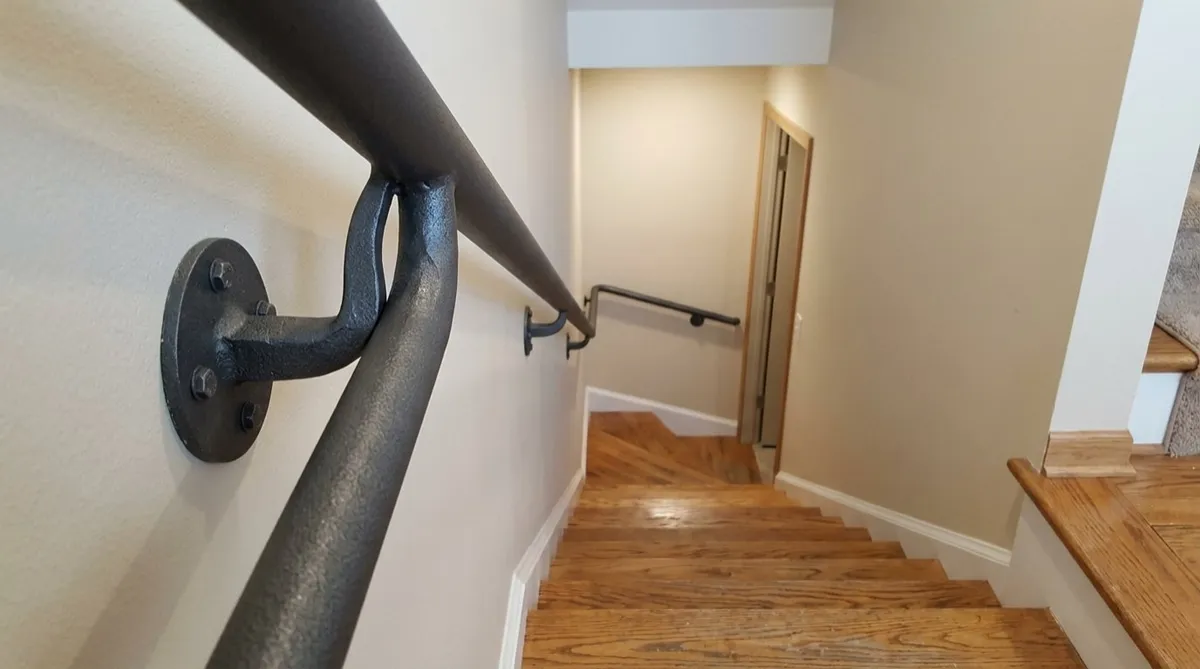 Handrail in 