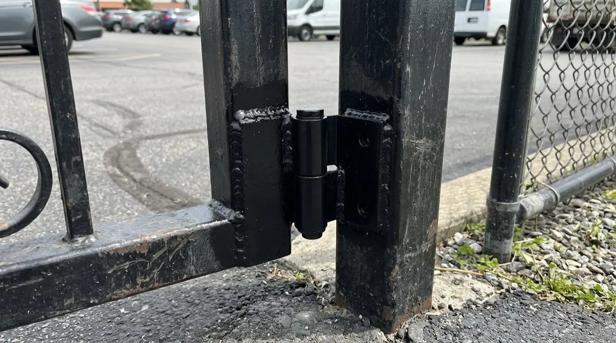 Window Bar & Security Door in 