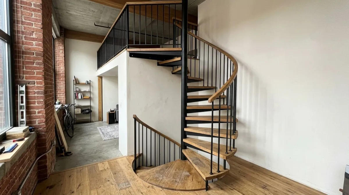 Handrail in