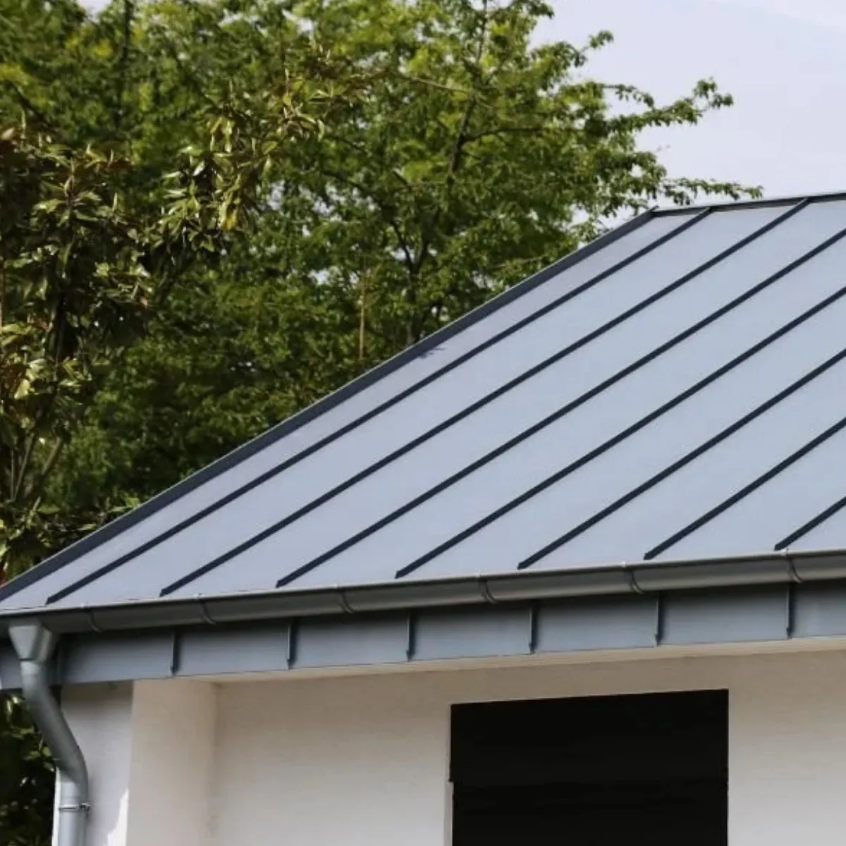 metal roof on a Massachusetts home
