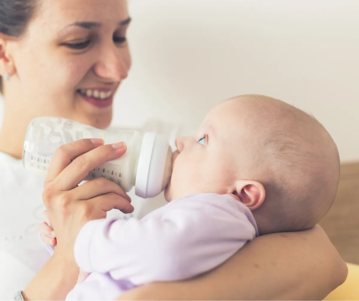 Baby awake during routine adjustment and sleep pressure development