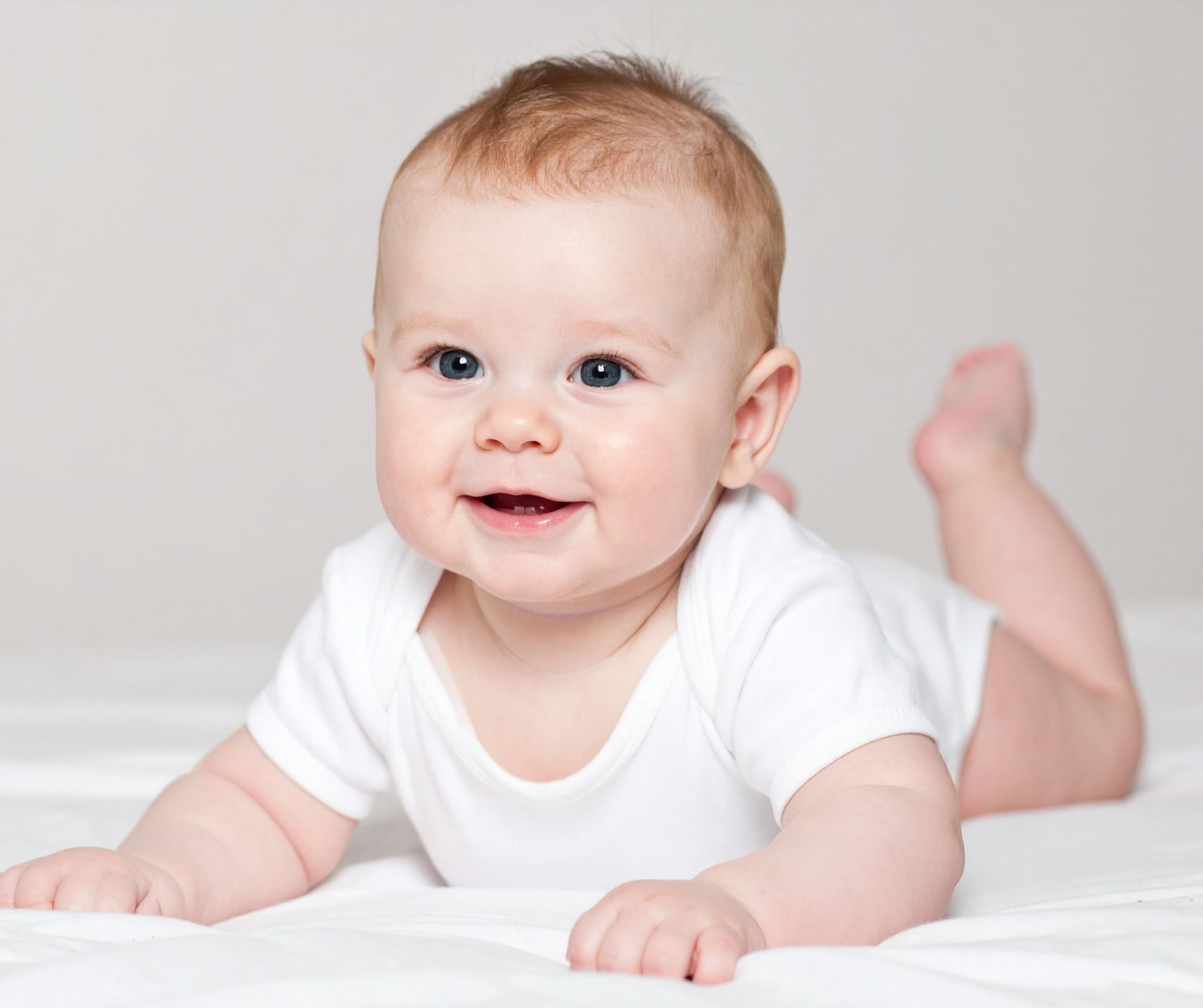 Baby awake during swaddle transition support