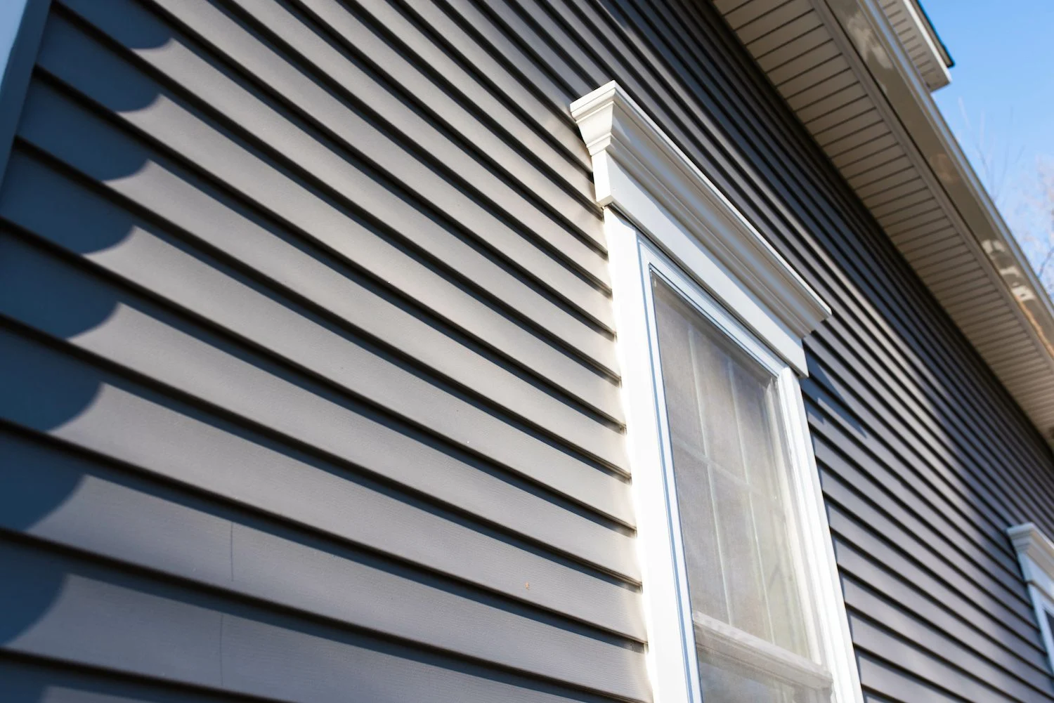 a beautiful vinyl siding of a house