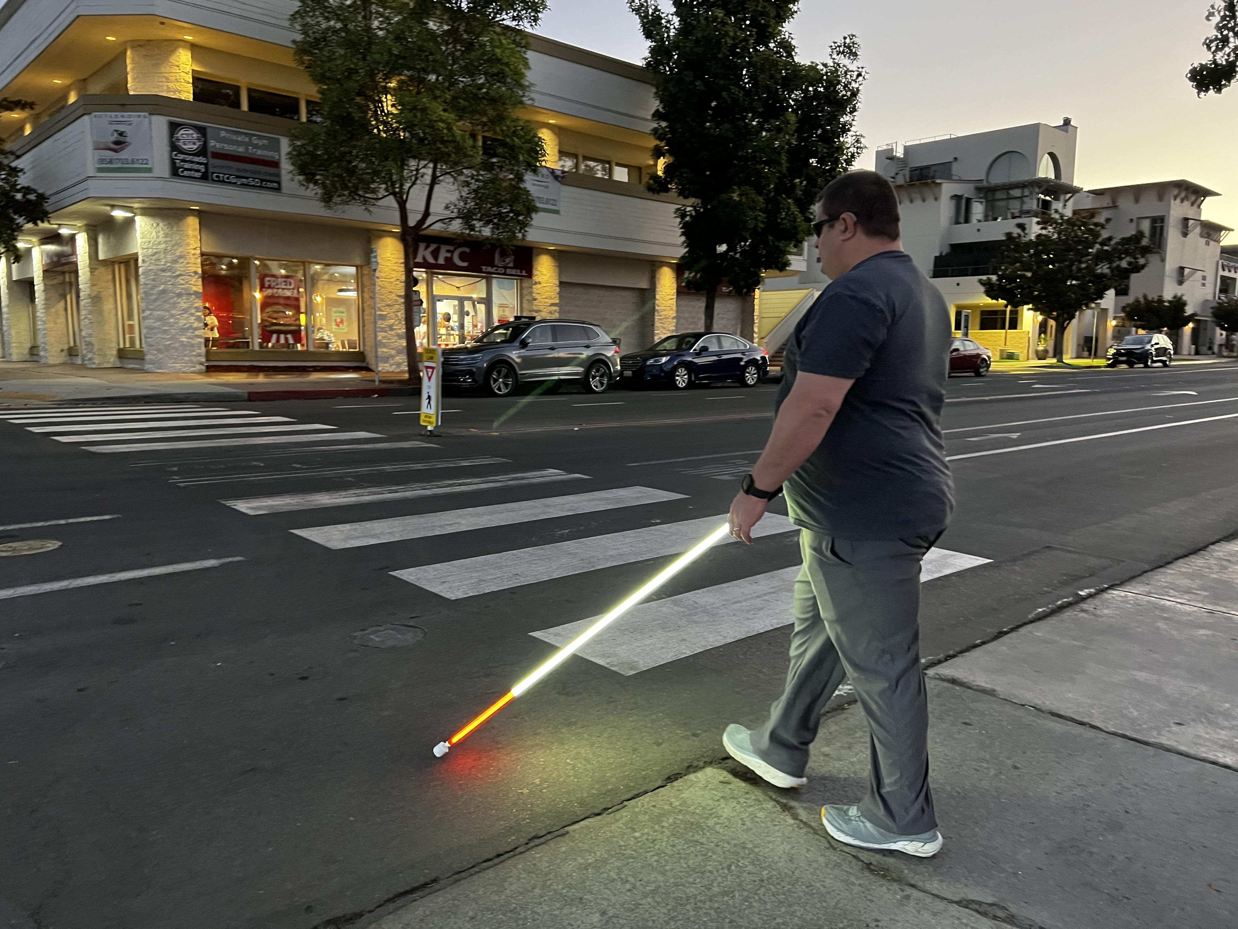 Text either below images or to the right (builder’s choice)