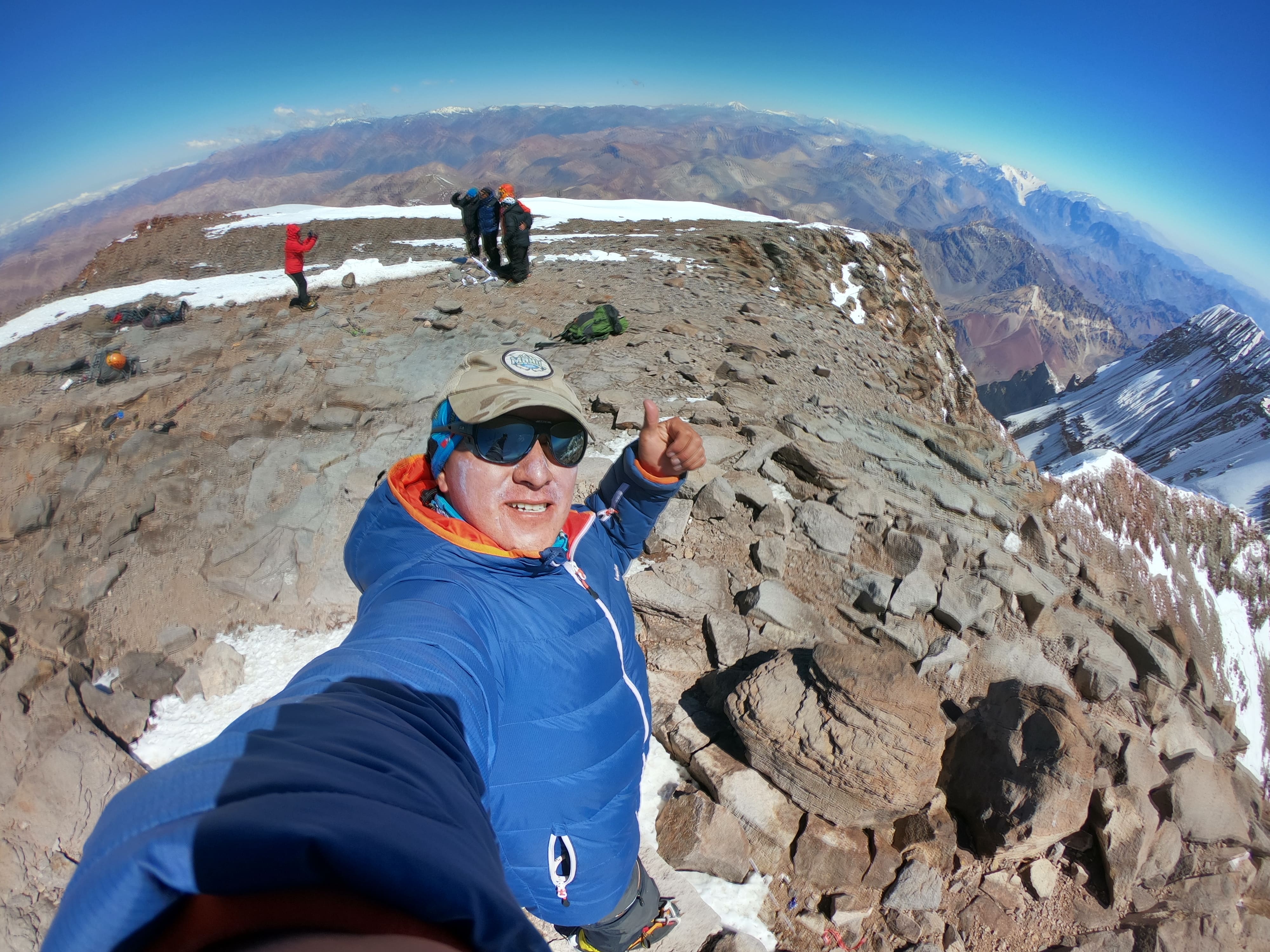 Liderazgo de grupo en cumbre técnica