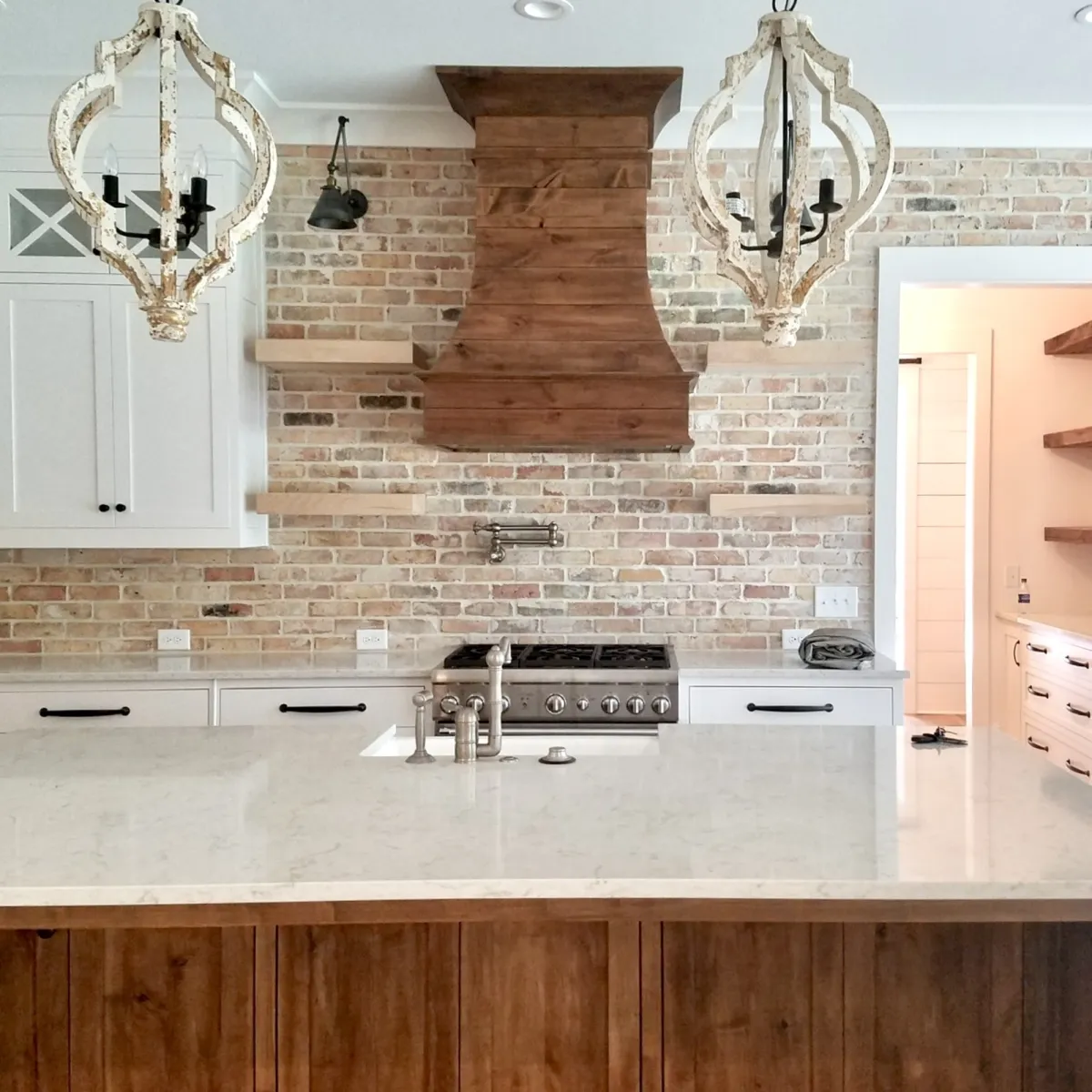 HANDMADE WALL TILE