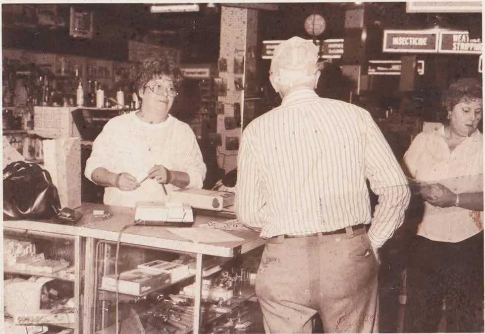 Blackwell Hardware - Blackwells Corner