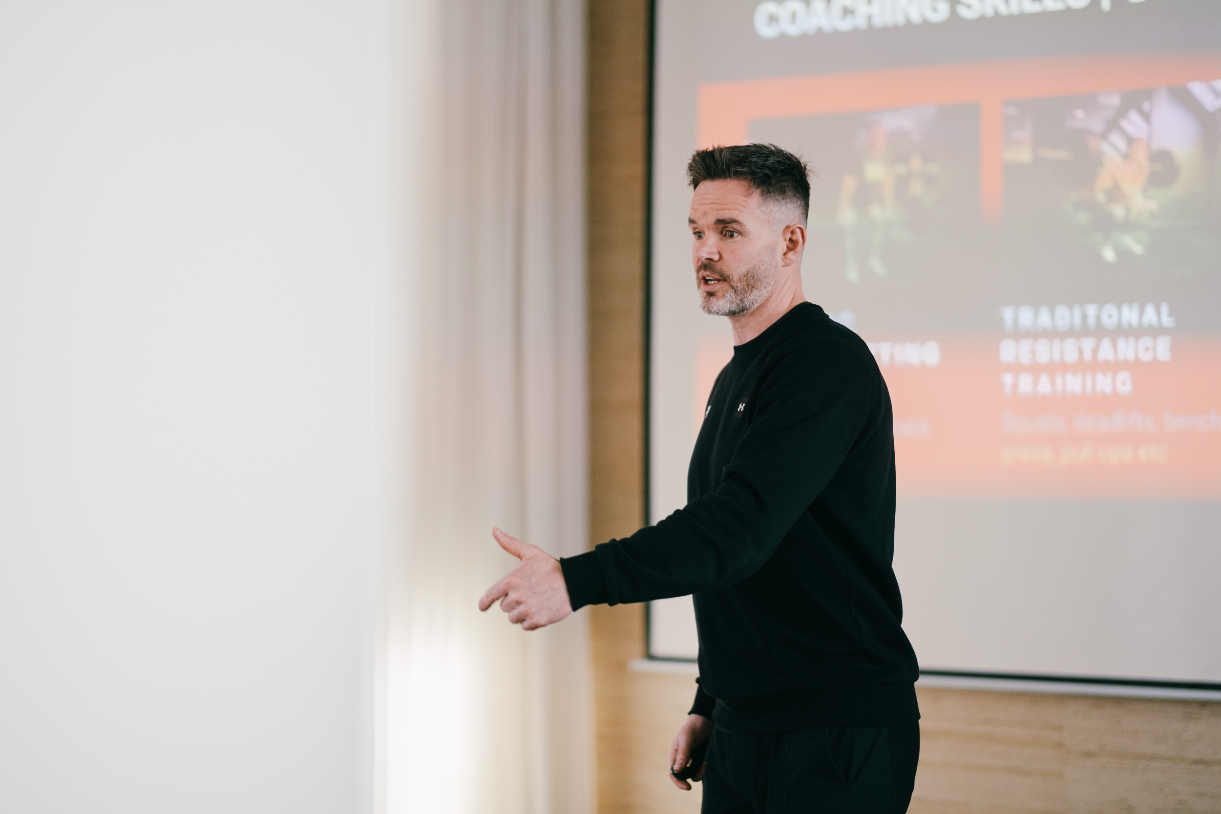 brown dried leaves on sand