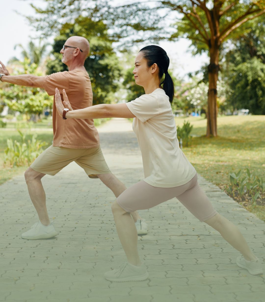 2 people doing tai chi