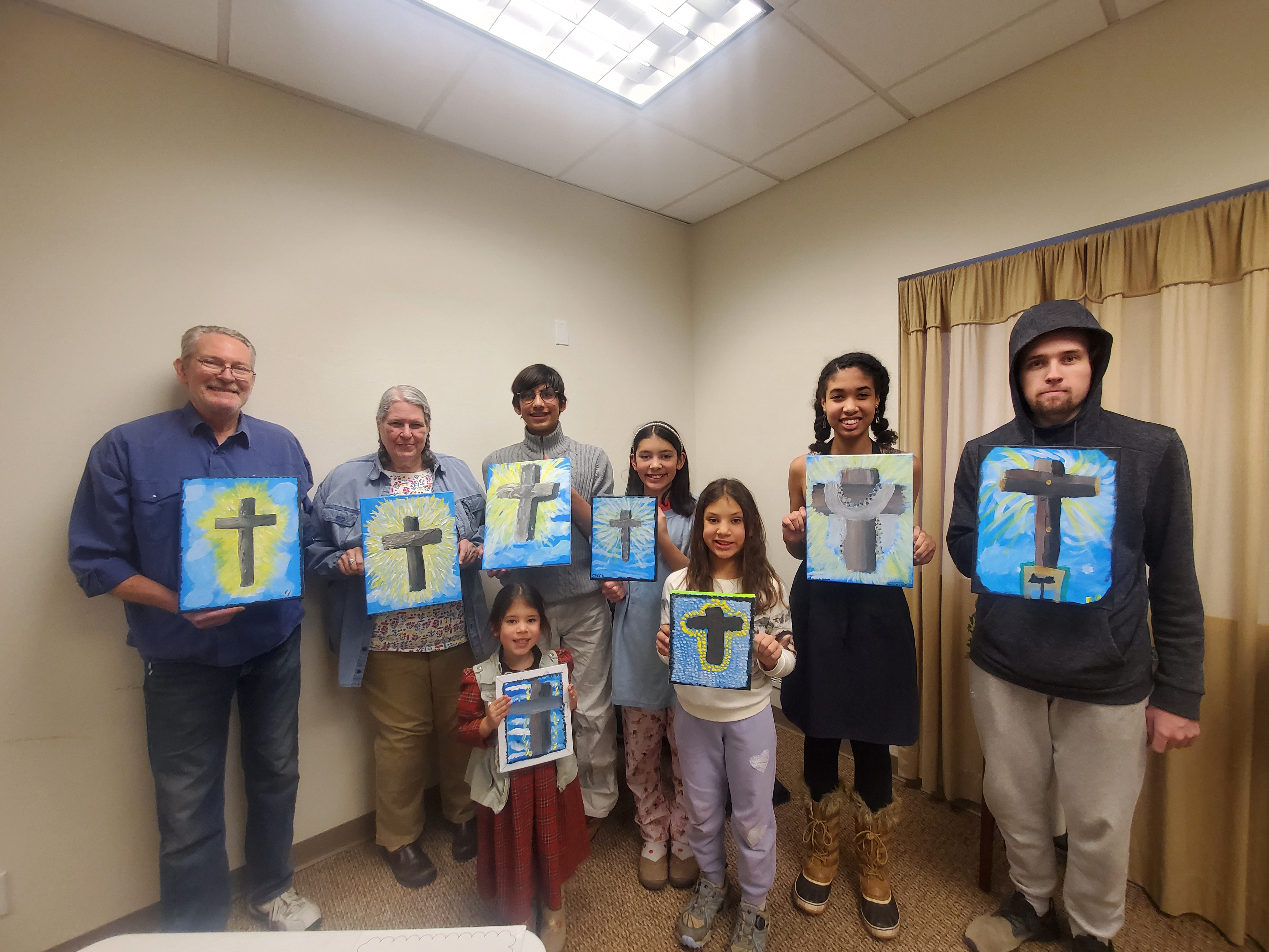 pink yellow and blue color pencils