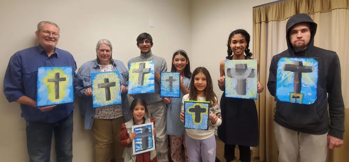 pink yellow and blue color pencils