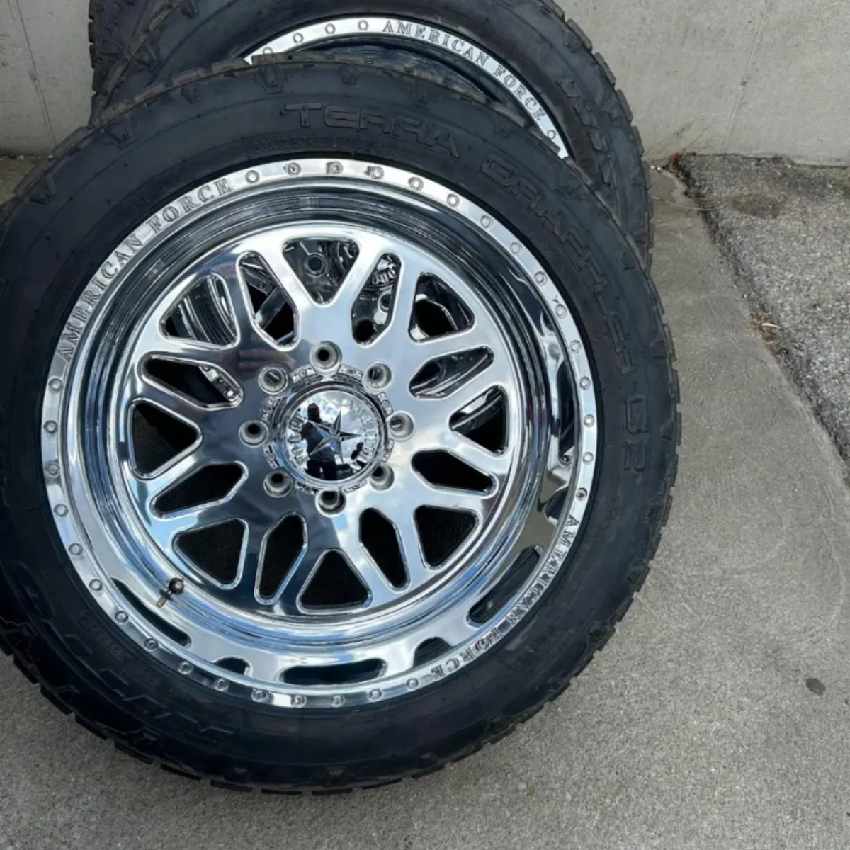 Restore Shine with Expert Aluminum Polishing in Kentucky