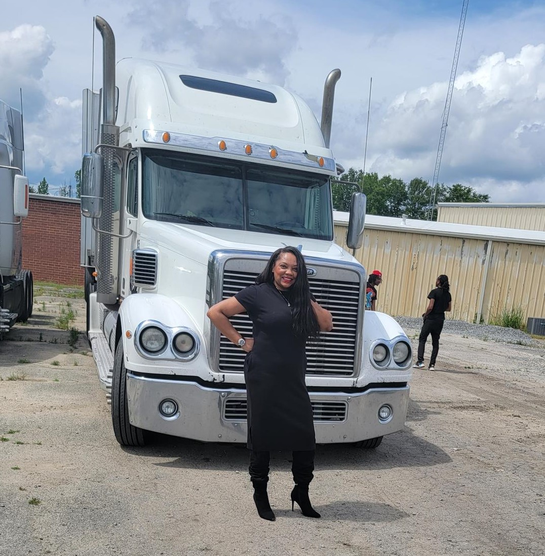 Lola, founder of Long Haul Leadership