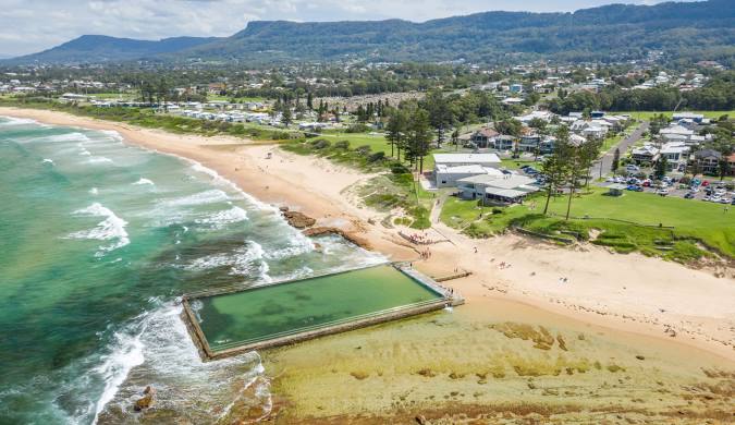 Bulli NSW coastline near Thirroul