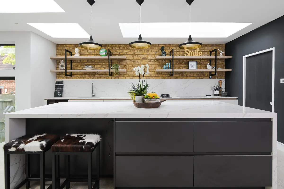 Completed new build home in Leatherhead featuring open-plan rear facade and spacious garden area