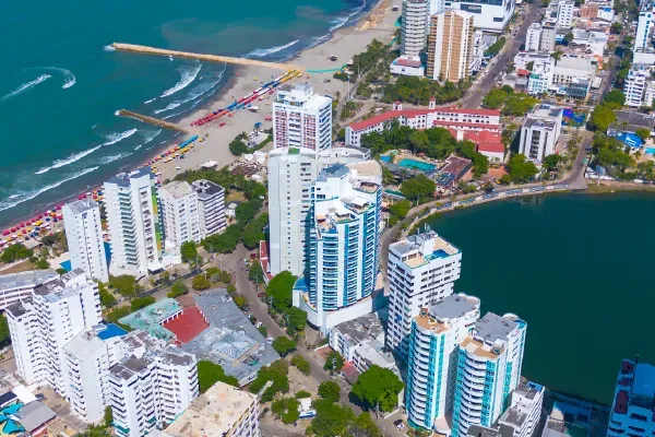 Cómo elegir un beach club en Cartagena