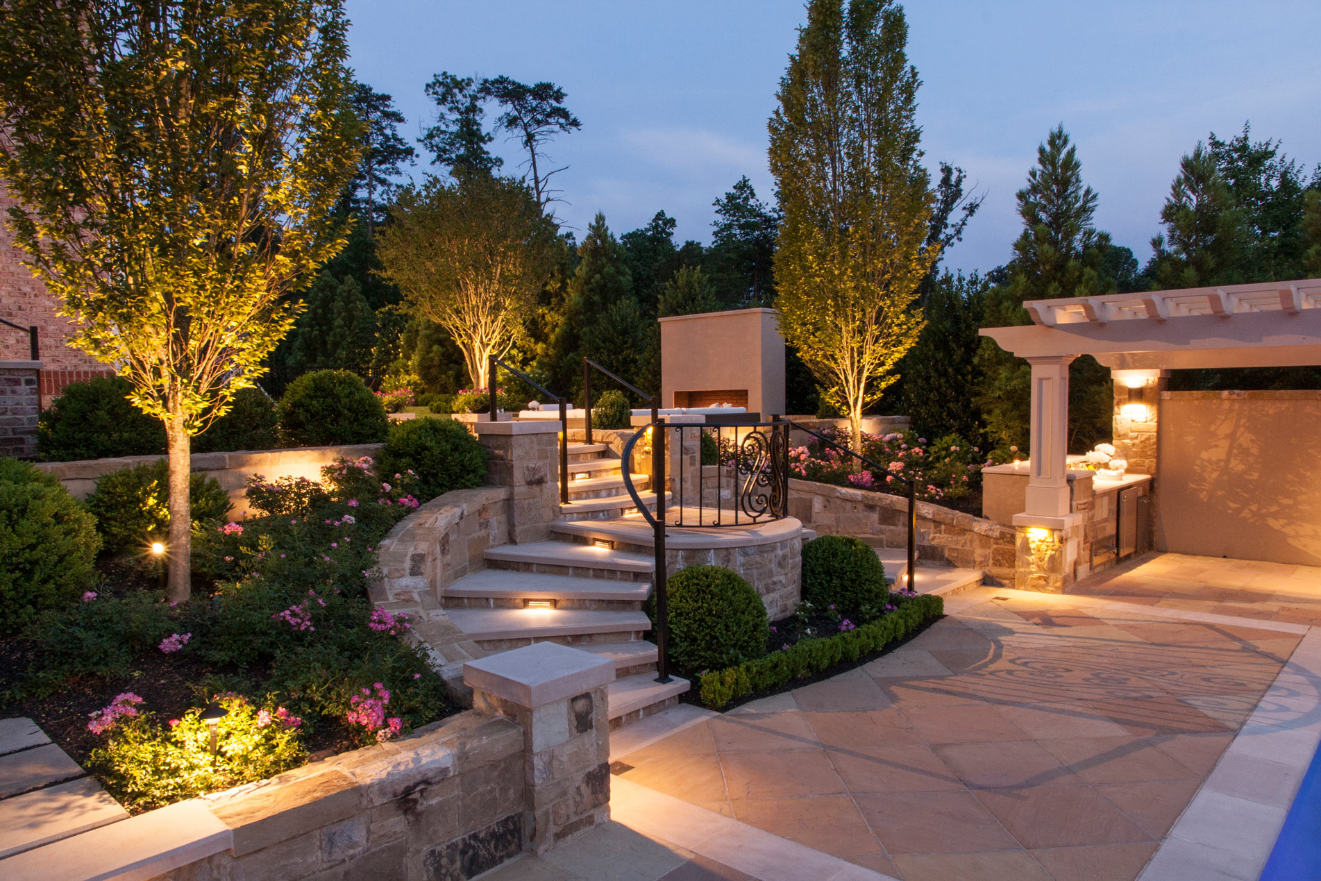 Landscaping & Hardscaping Buckeye AZ | Turf, Pavers & Design
