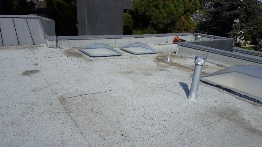 Flat Roof with Sunroof
