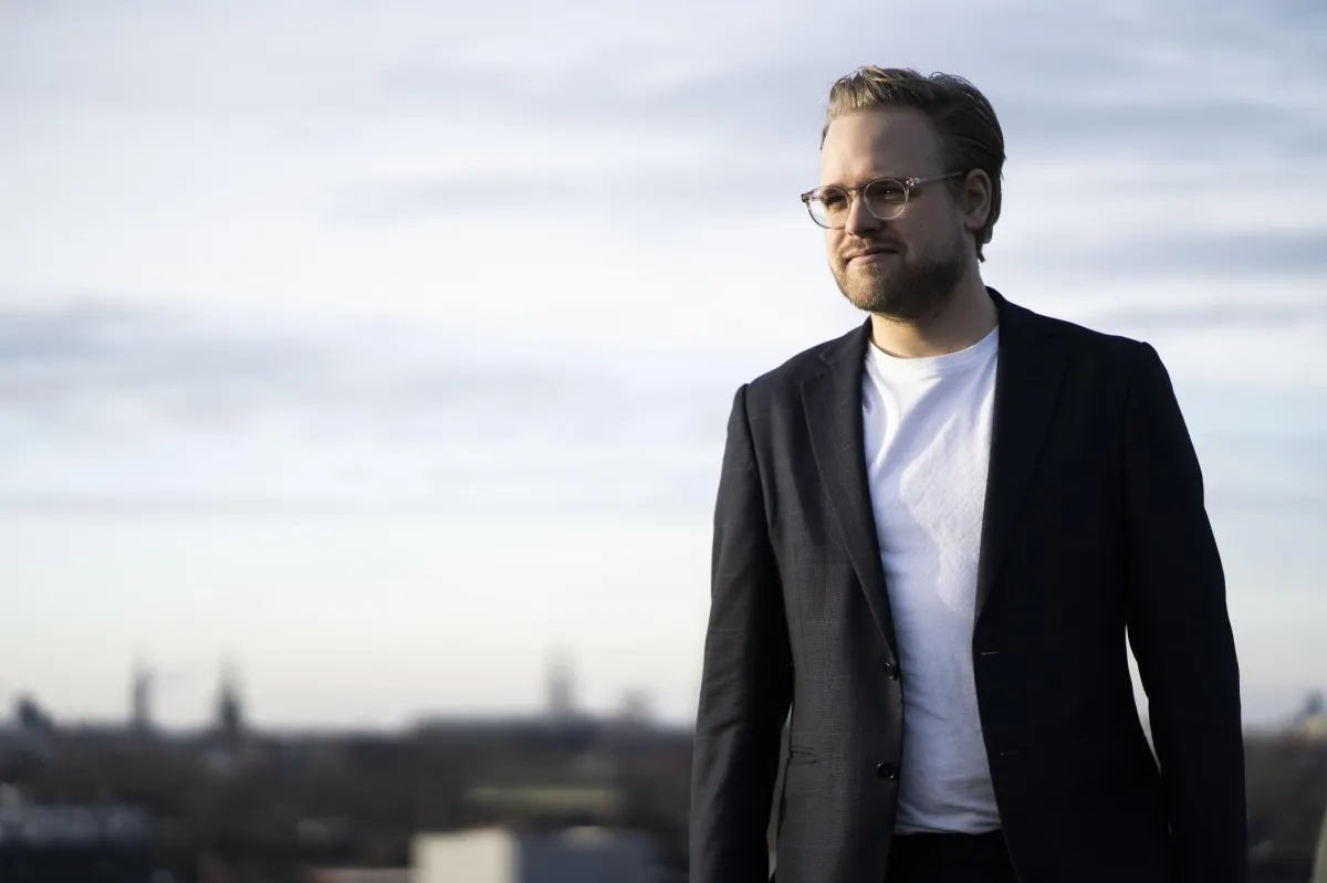 Rasmus MP introducing The 2-Hour-a-Month Podcast Machine