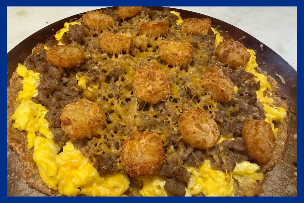 Breakfast Chicken Crust Pizza