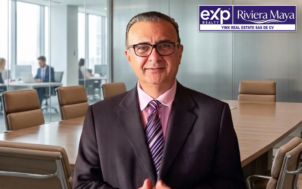 Portrait of Omar Chávez, Real Estate Investment Advisor and Lawyer