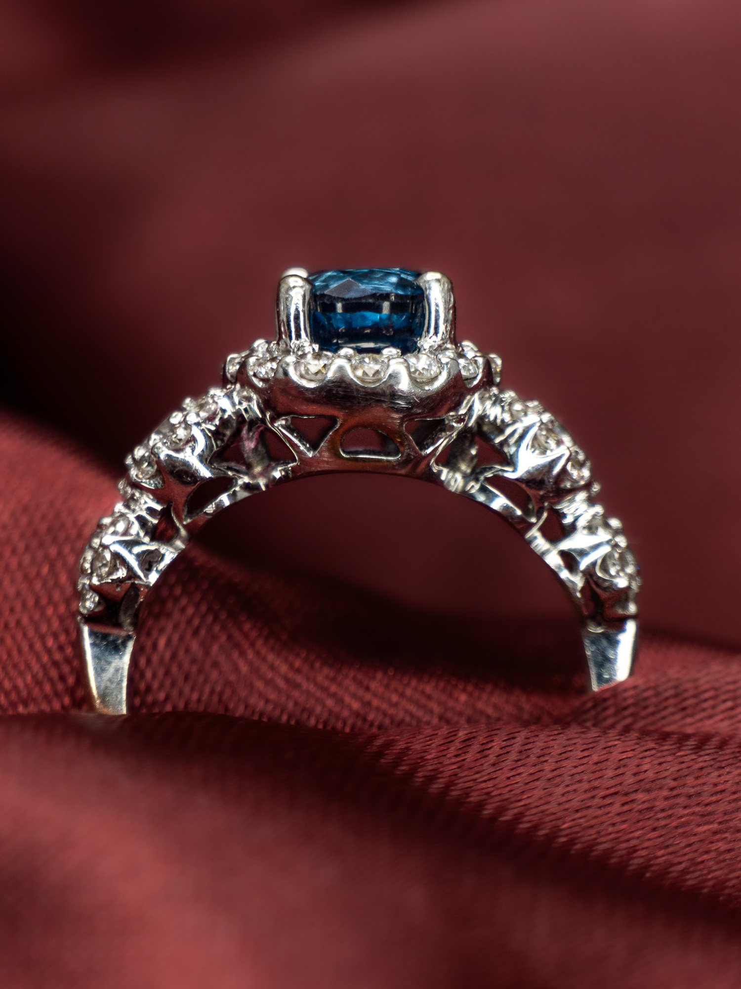 Understanding Jewelry Value: Appraisal vs. Resale | King's Jewelry