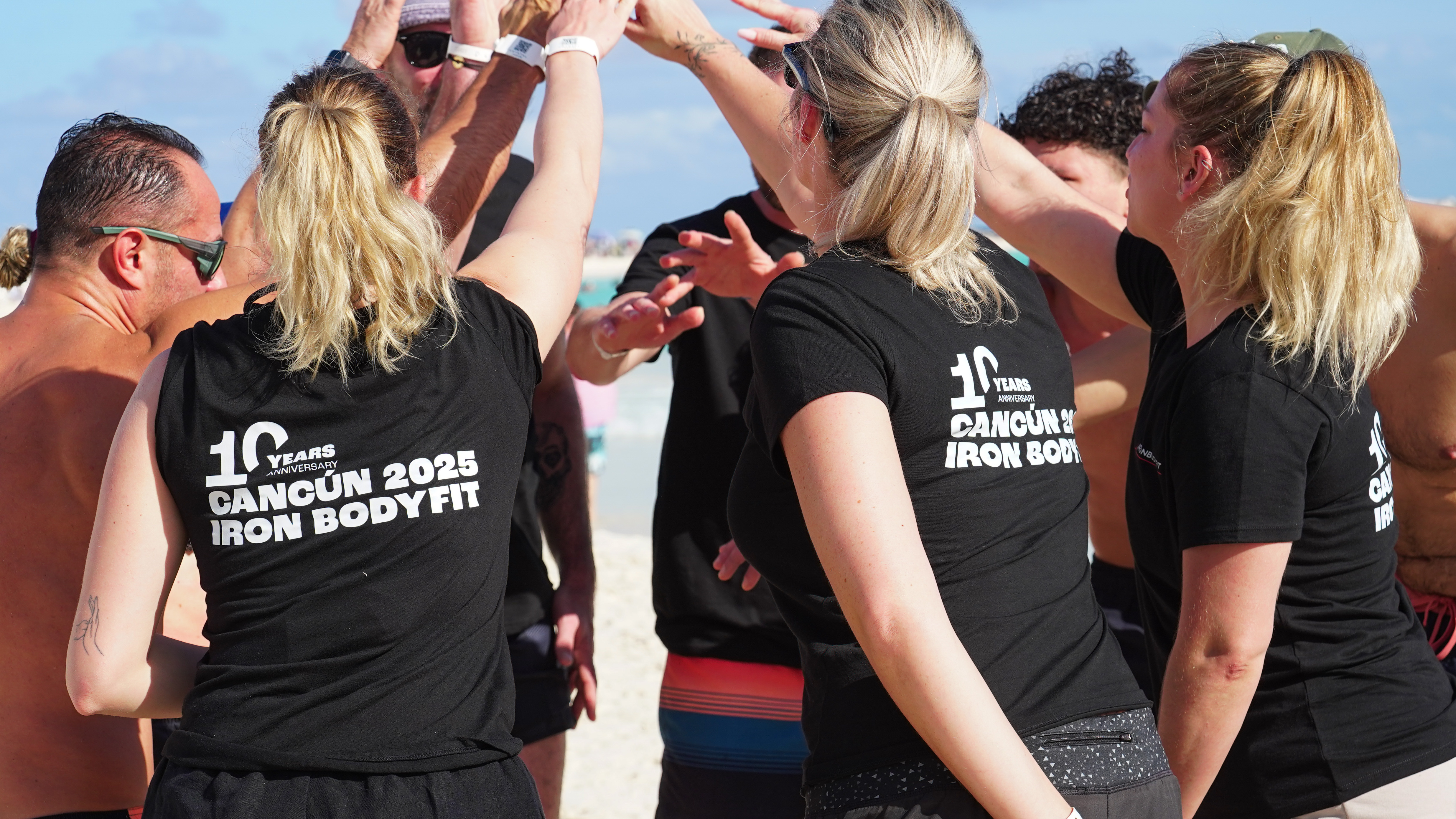 3D stylized yield curve and risk-return spectrum graphic