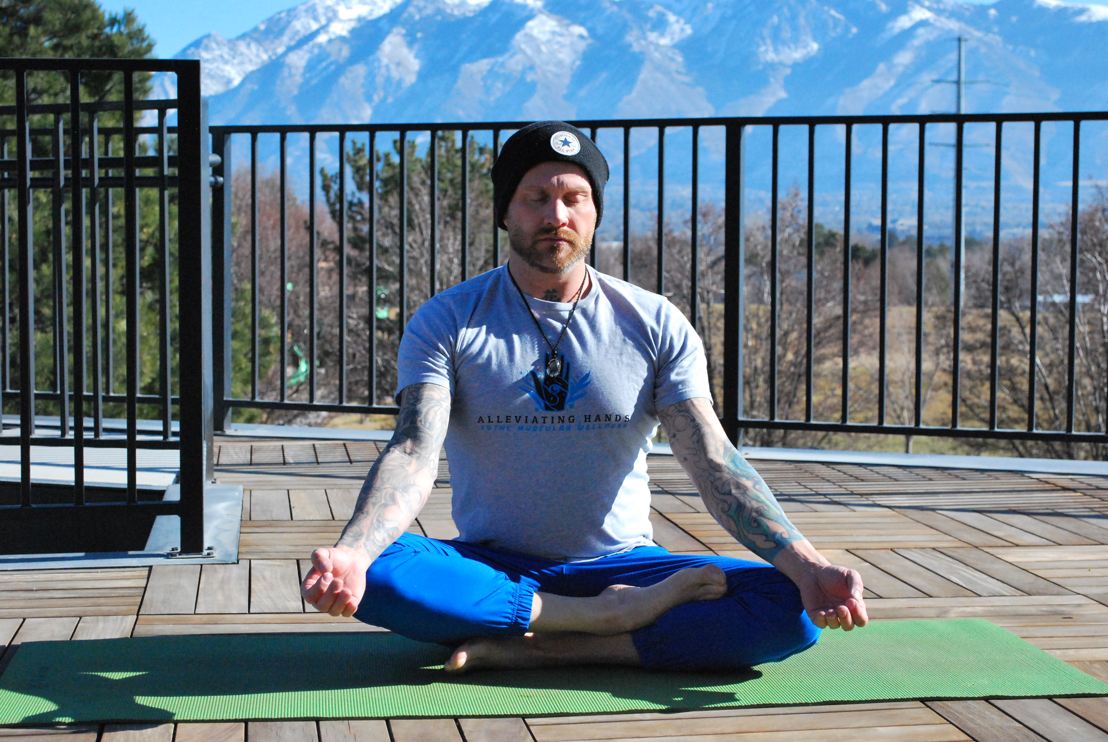 Simple mindfulness practice using senses for everyday meditation