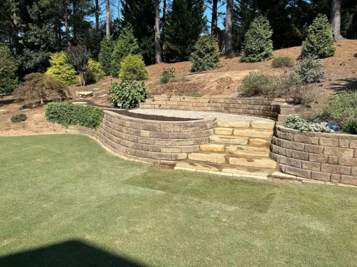 Example of expertly installed retaining wall in GA done by Catalan Landscaping for specific service page