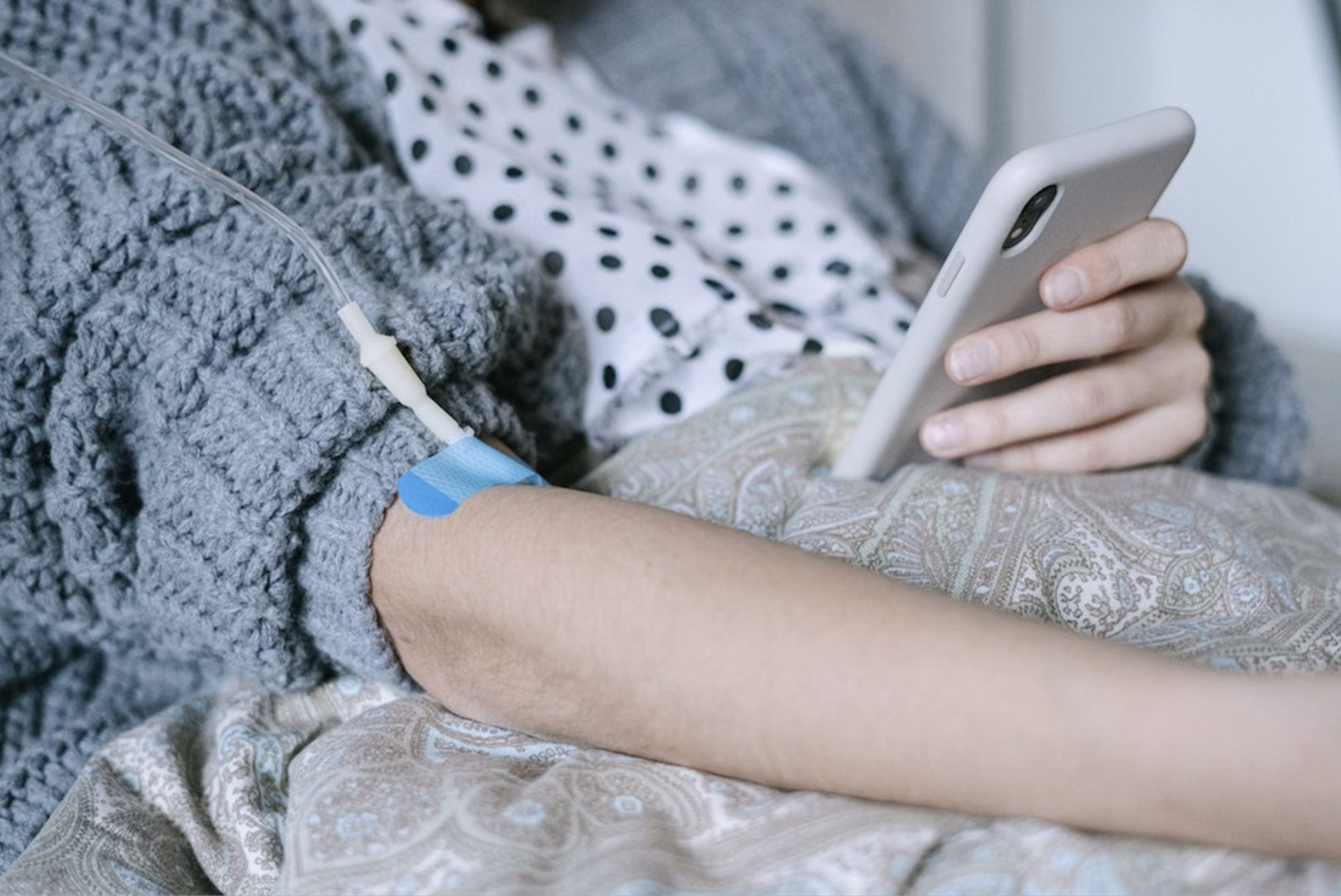 NAD IV drip therapy patient relaxing during intravenous session