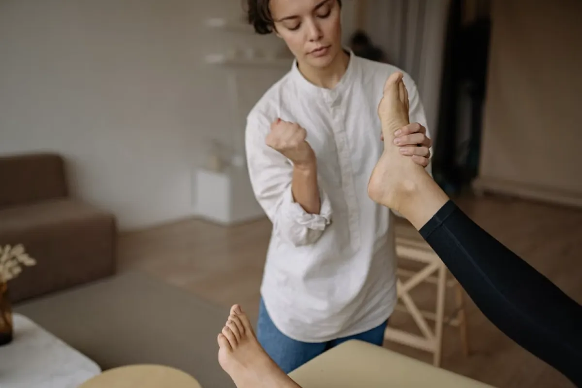 10 pressure points for anxiety relief