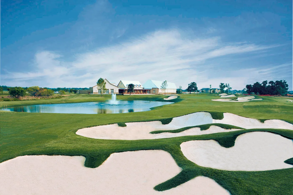 Lantana Golf course provides an exclusive membership to premium golf in Lantana, TX