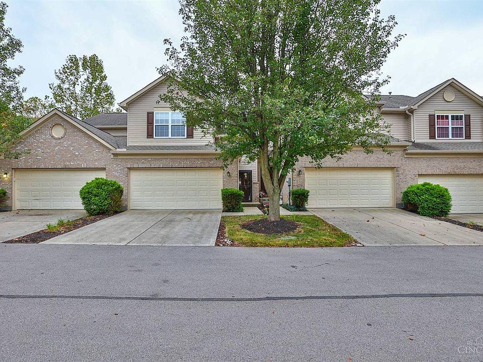 Mason Concrete builds and installs Driveway.