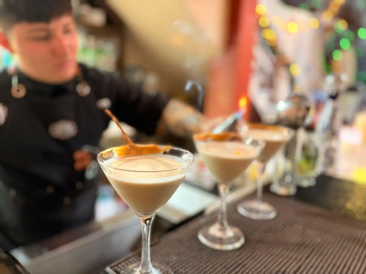 Margaritas being poured at Isla Mujeres bar