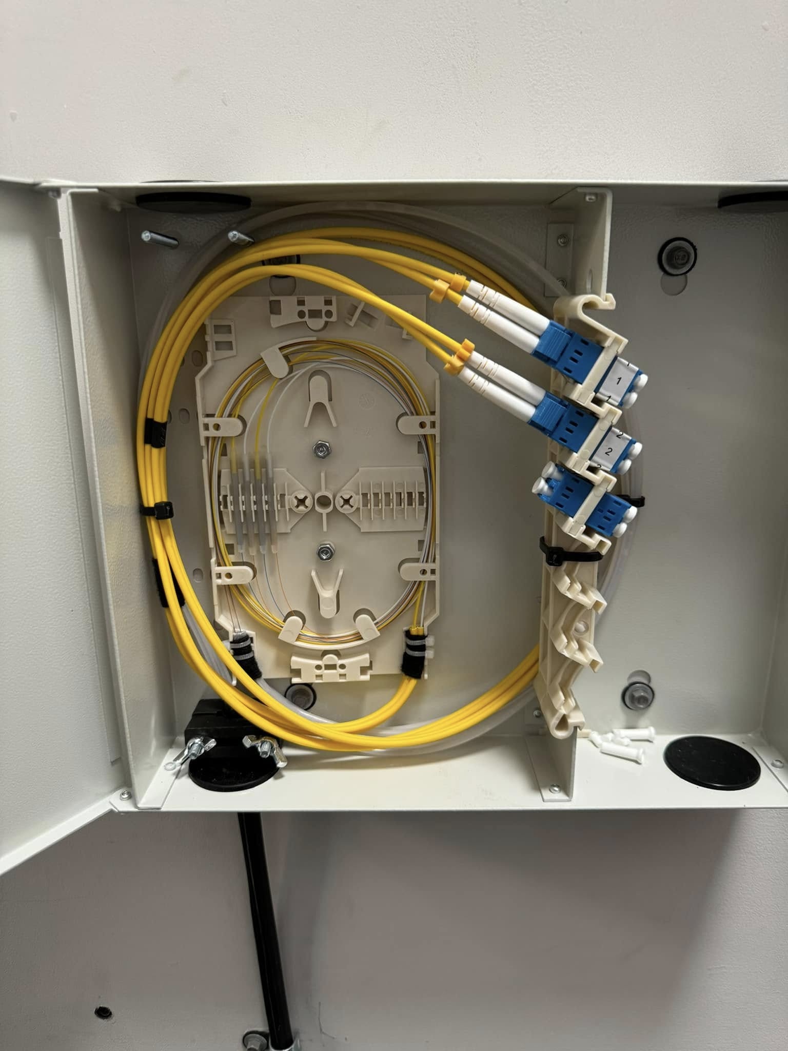 FIBER OPTIC INSTALLATION 