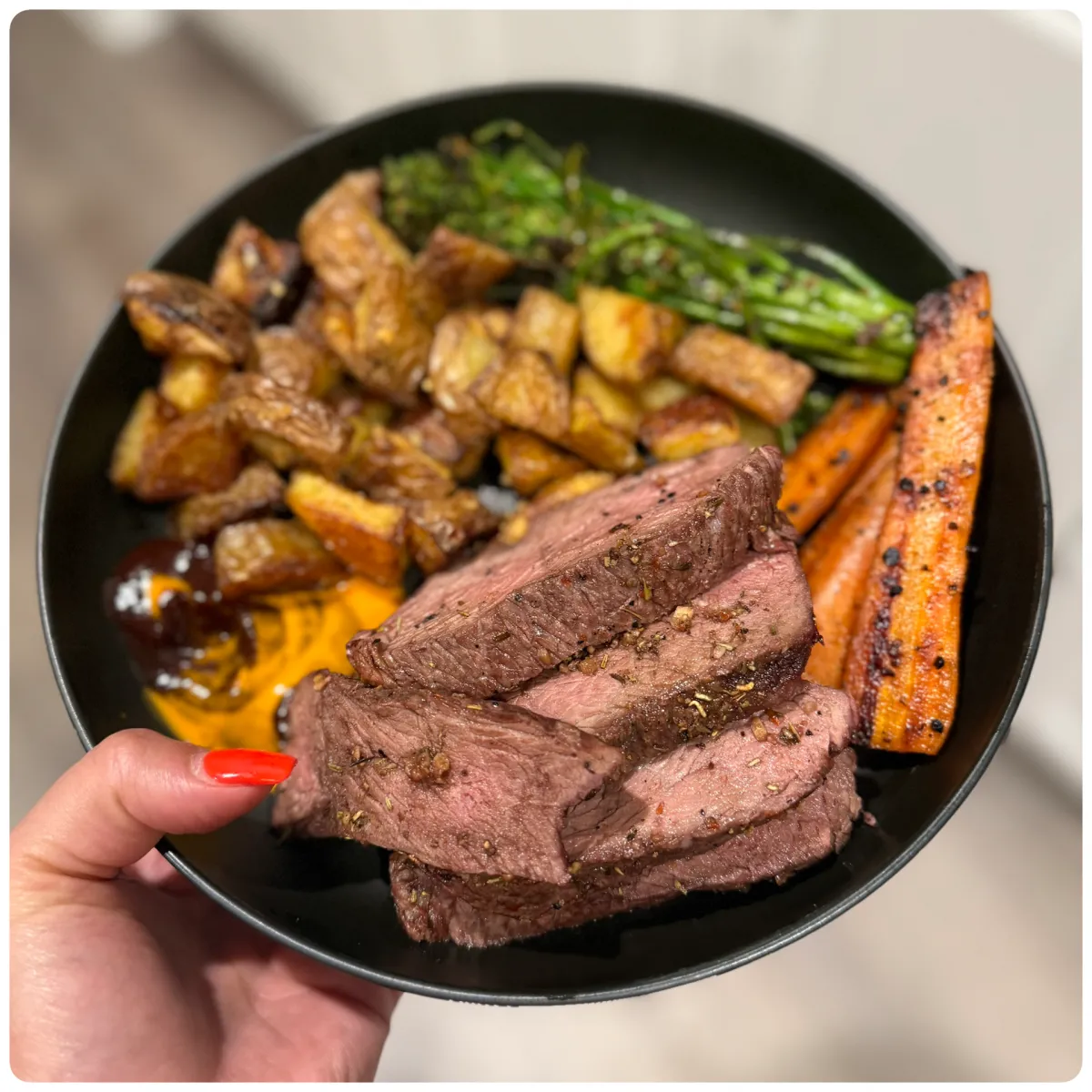 Healthy, balanced meal with lean protein, vegetables, and complex carbs, perfect for sustainable nutrition and weight loss coaching.