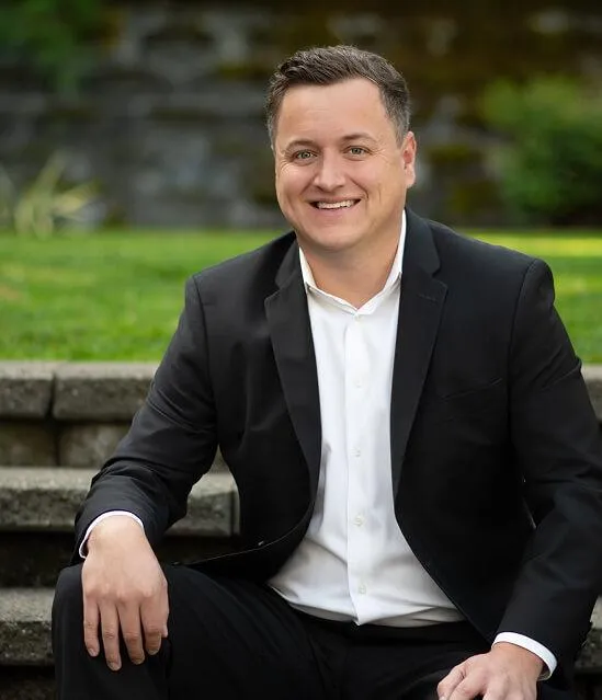 Hayden Peterson - Financial Advisor