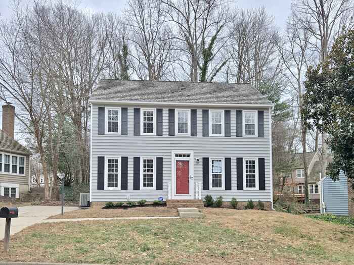 11975 Farrabow Ln. Woodbridge, VA 22192