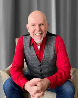 Colin Ballantyne, licensed mortgage agent in Ontario, Based in Oakville and Burlington area.