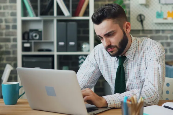 5 Limiting Beliefs That Keep You Stuck in a Career You’ve Outgrown