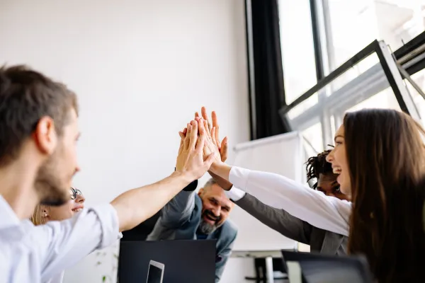 How to lead a team through change: What the best leaders do differently